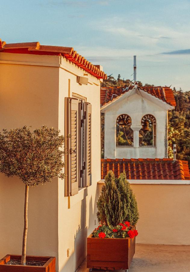Suitas Athens Exterior photo